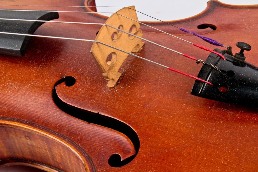 Reorganisere Tilskyndelse Boost How to Choose Violin Strings - Violin Strings - Caswell's Strings
